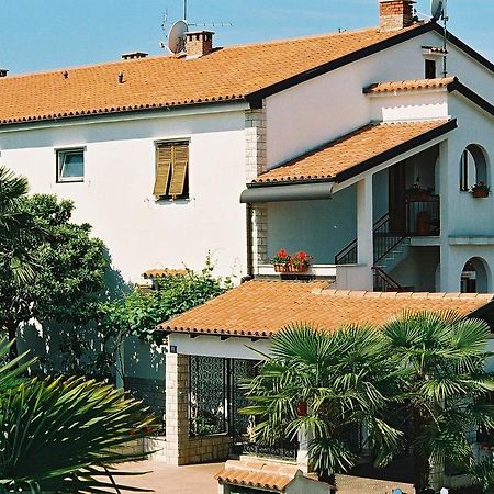 House Monika Daire Poreč Dış mekan fotoğraf